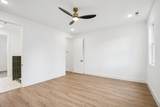 912 Smiley St - Photo 22