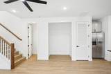 914 Smiley St - Photo 15