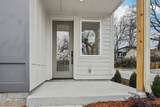 914 Smiley St - Photo 3