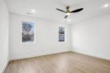 914 Smiley St - Photo 21