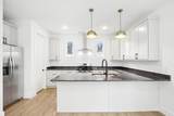 914 Smiley St - Photo 7