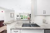 1015 Fatherland St - Photo 29