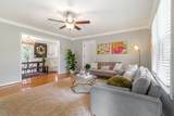 1019 Matthews Ln - Photo 8