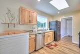 208 Gowan Dr - Photo 6