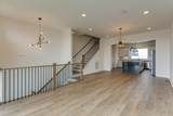 910 Youngs Ln - Photo 13