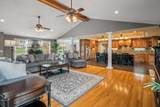 633 Bay Point Dr - Photo 14