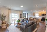 622 E Cassa Way - Photo 2