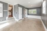 690 Clearview Dr - Photo 12