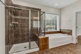 2025 Delaware Dr - Photo 16