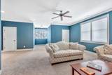 3062 Allenwood Dr - Photo 50