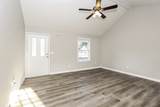 1511 Ridgemont Dr - Photo 2