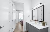 1125 10th Ave - Photo 32