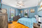 110 Ash St - Photo 17