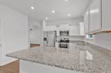 2132 Preserve Cir - Photo 18
