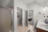 10496 Sovereign Pointe Drive - Photo 19