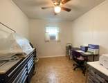 1055 Chestnut Grove Rd - Photo 17