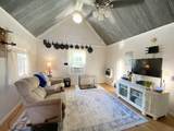 1055 Chestnut Grove Rd - Photo 8