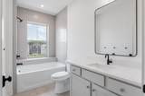 404 Morningside Mnr - Photo 30