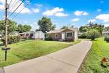 909 Lucas Ln - Photo 3