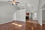 1833 Moonlight Dr - Photo 7