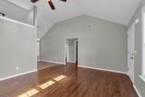 1833 Moonlight Dr - Photo 8