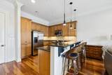 820 N Thompson Ln - Photo 10