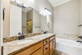 820 N Thompson Ln - Photo 17