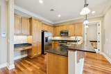 820 N Thompson Ln - Photo 9