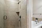 820 N Thompson Ln - Photo 15