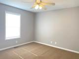 944 Kingsbury Dr - Photo 13
