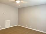 944 Kingsbury Dr - Photo 5