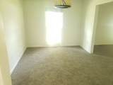 2988 Parkwood Dr - Photo 4