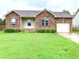 685 Foxfield Dr - Photo 1