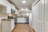 806 Bonneville Ln - Photo 5