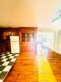 1525 Riverside Dr - Photo 3