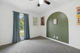1647 Barrywood Cir - Photo 16