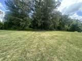 405 Carriage Ct - Photo 3