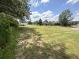 405 Carriage Ct - Photo 6