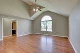 1537 Apache Way - Photo 14
