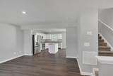 2935 Winterberry Dr - Photo 5
