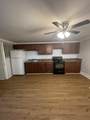 1021 W College St - Photo 3