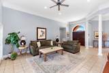 140 Tyler Ct - Photo 4