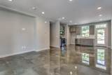 112 Colbert Way - Photo 7