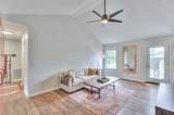 2437 Canterbury Chase - Photo 8