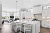 1024 Club View Drive - Photo 13