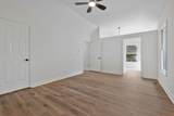 2121 N Ashford Ct - Photo 18