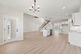 571 Fieldview Way - Photo 10