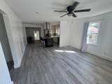 109 Swan Ave - Photo 6