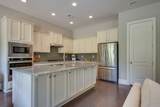 962 Hunters Lane - Photo 5