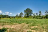 946 Hunters Lane - Photo 21